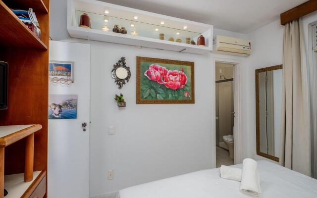 Lindo apto no centro Florianópolis RBH806