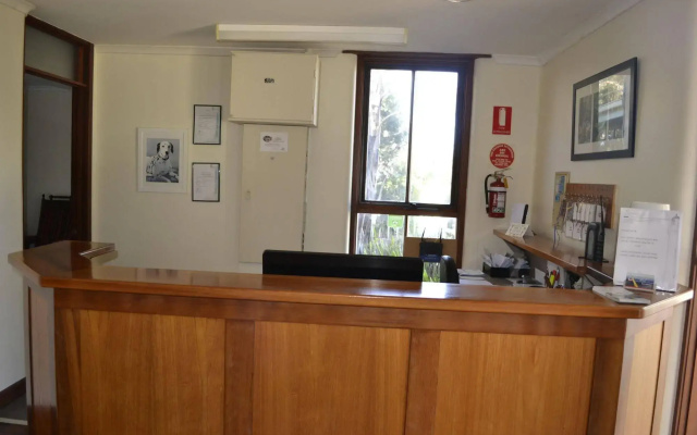 Lightkeepers Inn Motel