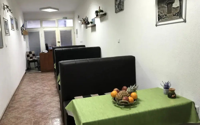 Kingdom Rooms Visoko