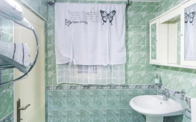 Flat With Shared Pool in Pr anj Montenegro