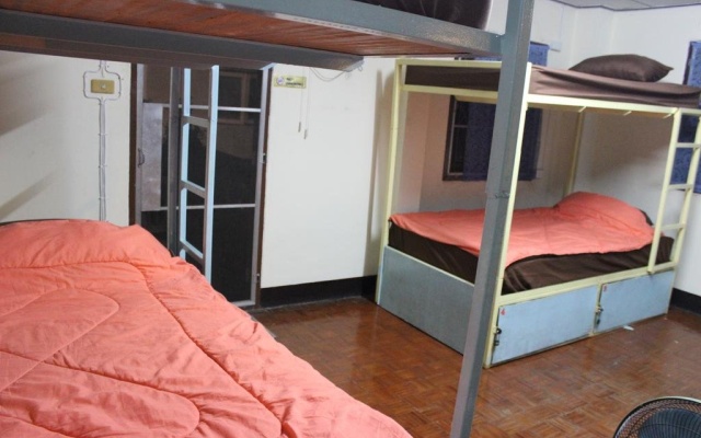 Sticky Rice Home – Guest Rooms – Chiang Mai