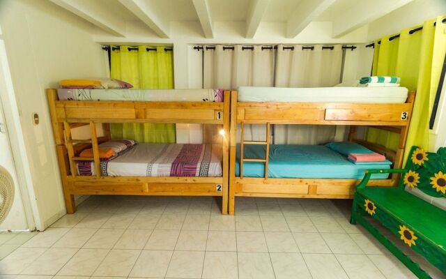 Blue Almond Hostel San Andres