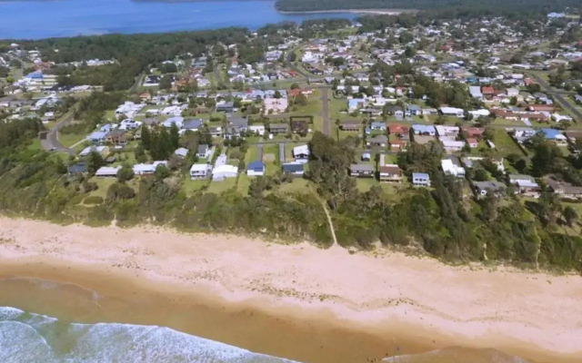 Pacific Views - direct access onto Culburra Beach