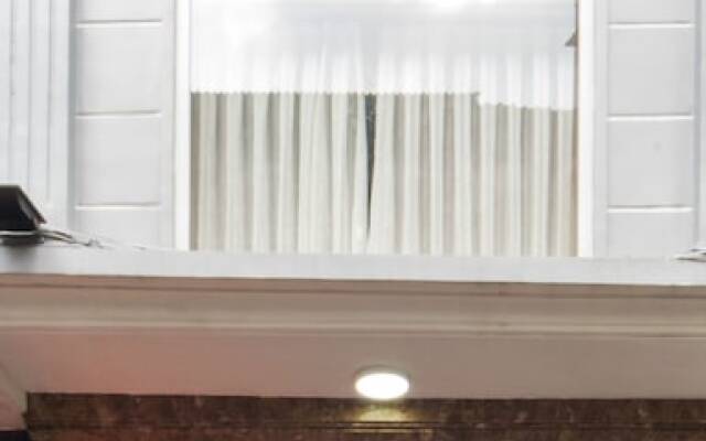 Senses Central Hotel