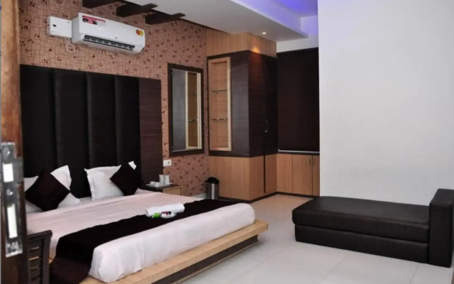 Oyo 1662 Hotel Behl Regency