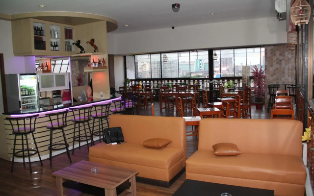 Antoni Hotel