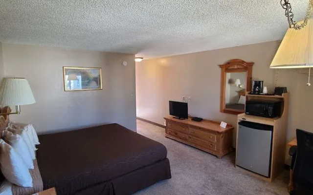 The B&B Motel