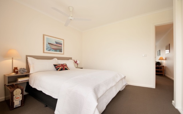 The Moorings at Metung – Guest Rooms – Metung