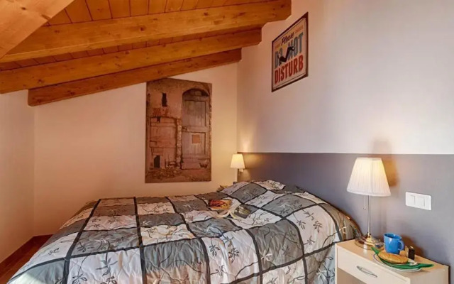 2-Bedroom Lakeview Apartment Mastena Belvedere