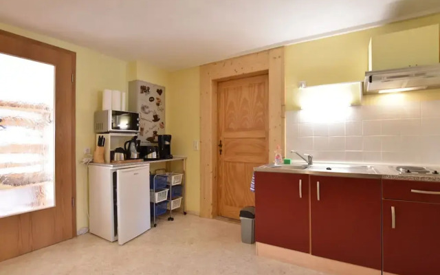 Spacious Apartment in Rakow near Sea