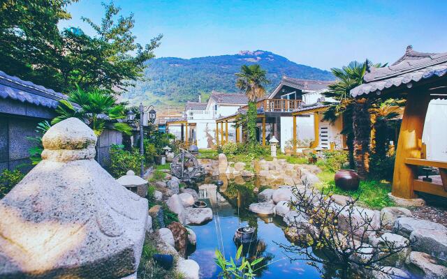 Namhae Alpenoc Beach