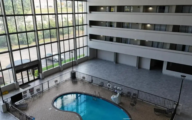 Holiday Inn Jackson-carriage House Dr