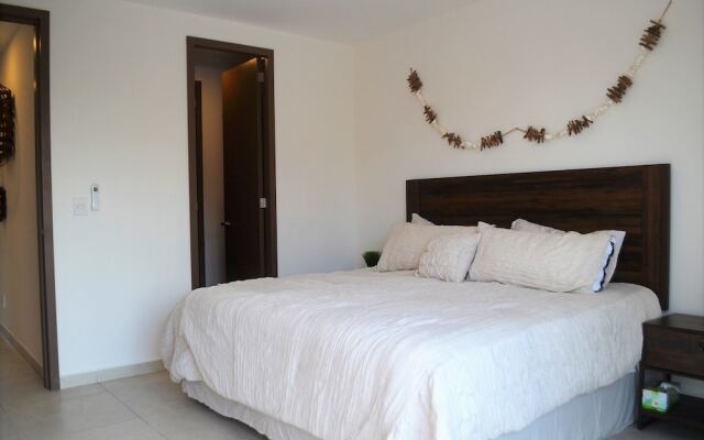 Condo Niza 266 by MDR