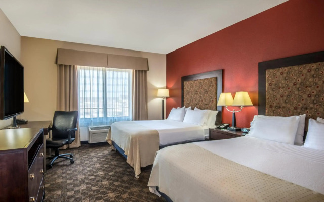 Comfort Suites Visalia Convention Center