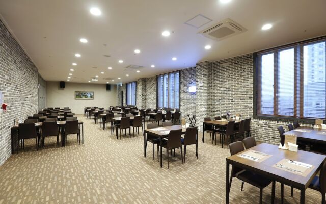 Eumseong Geoseong Hotel