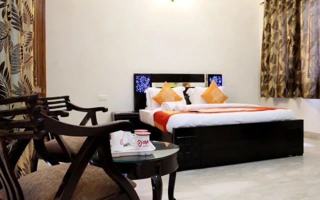 Oyo 1450 Hotel Ashray