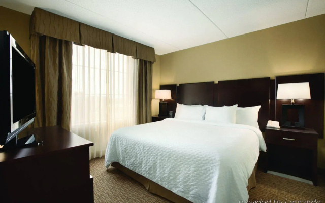 Embassy Suites by Hilton Minneapolis North