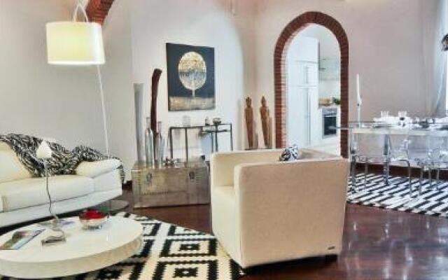 Scala Elegant Apartment