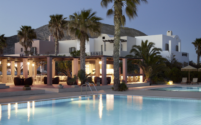 9 Muses Santorini Resort
