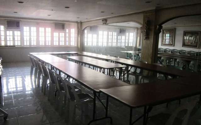 Bacolod King'S Hotel