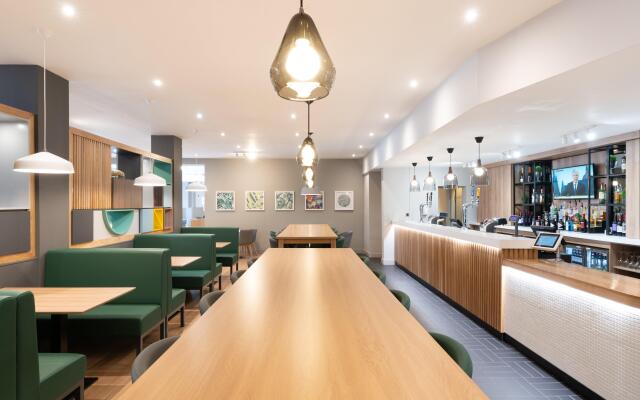 Holiday Inn Gloucester-Cheltenham by IHG