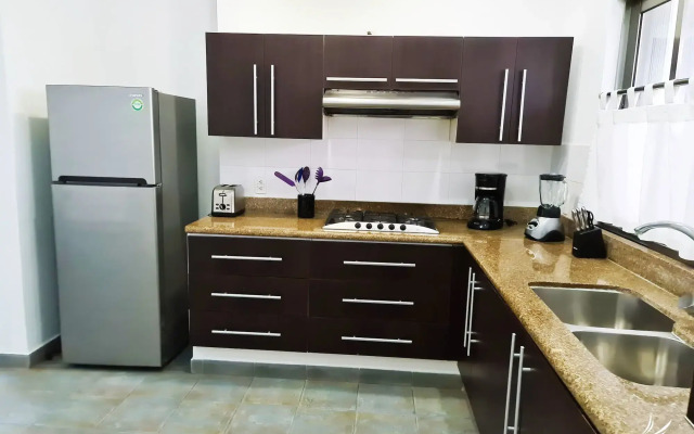 Dangelos 5ta Avenida Hotel