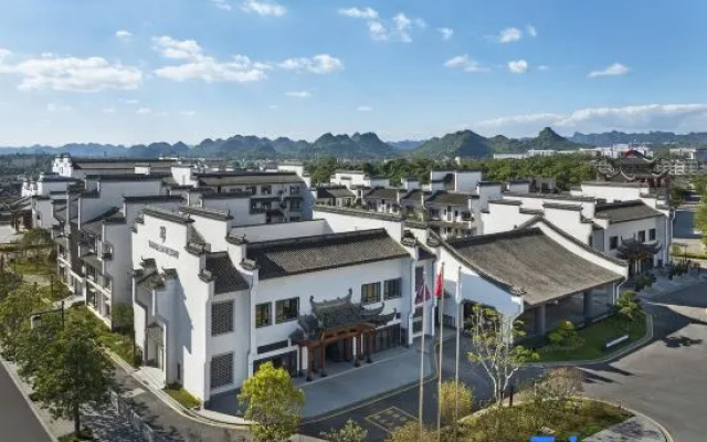 Wanda Jin Resort Chongzuo Taiping Ancient City — 4-star hotel in Chongzuo
