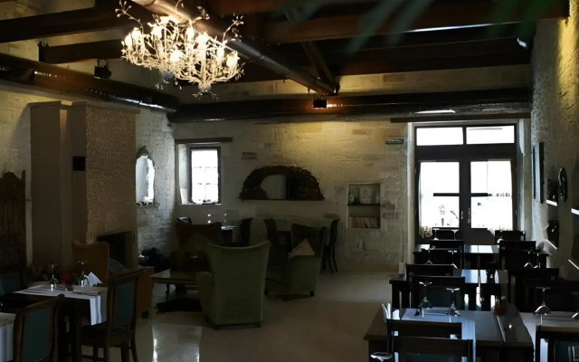Griffon Boutique Hotel - Boutique Class