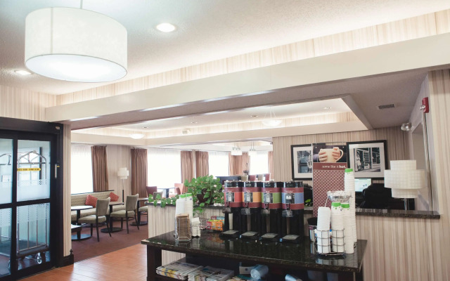 Hampton Inn Bloomington West