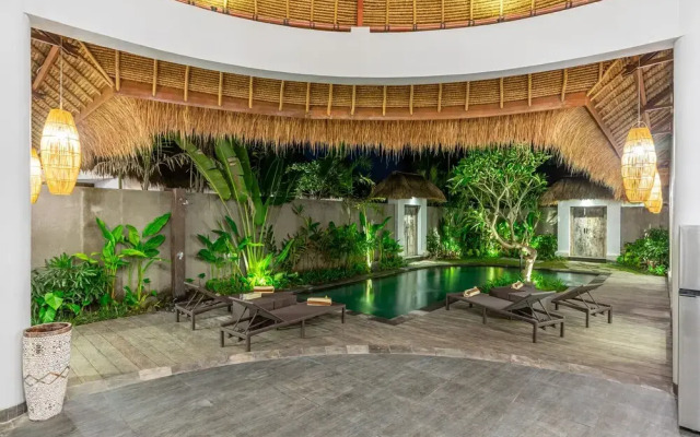 Brand New Luxury 3BR Villa Ethnic Ubud 3