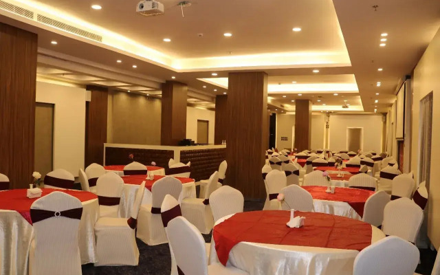 Al-Maali Hotel