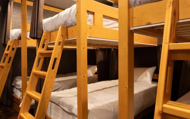 Old Heritage Shibuya – Guest Rooms – Tokyo