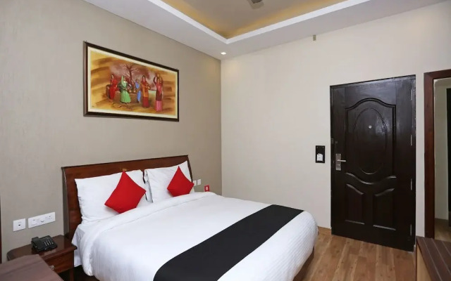 Capital O 23238 Hotel Jsr Inn