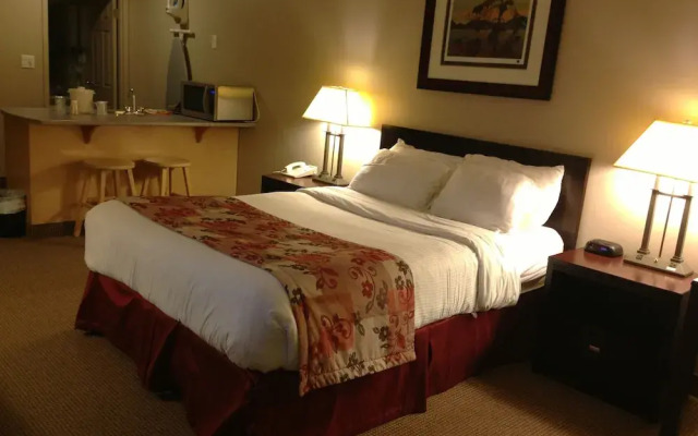 Petawawa River Inn and Suites