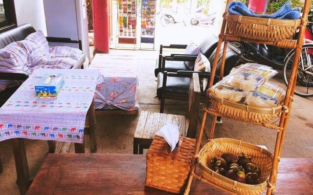 Sister House Chiang Mai - Adults Only