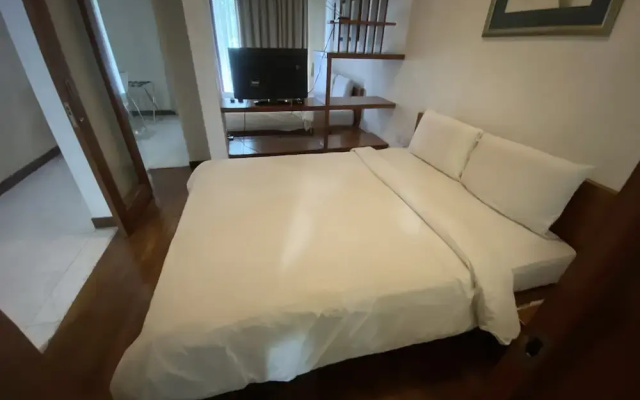 Peninsula Residents All Suite