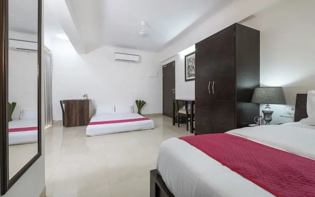 Palm Stay - Studios & Rooms
