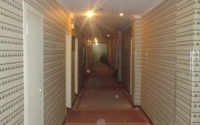 Bozhou Upstart Business Hotel