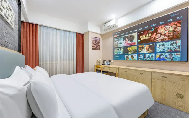 Lemon Breeze Hotel