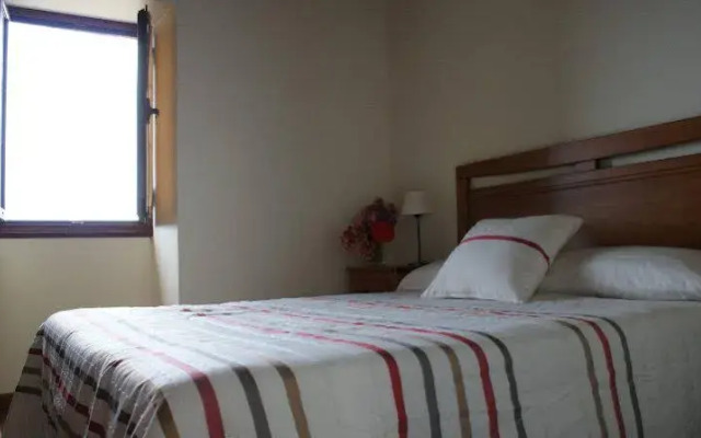 Casas Rurales Los Almendreros - Los Perales