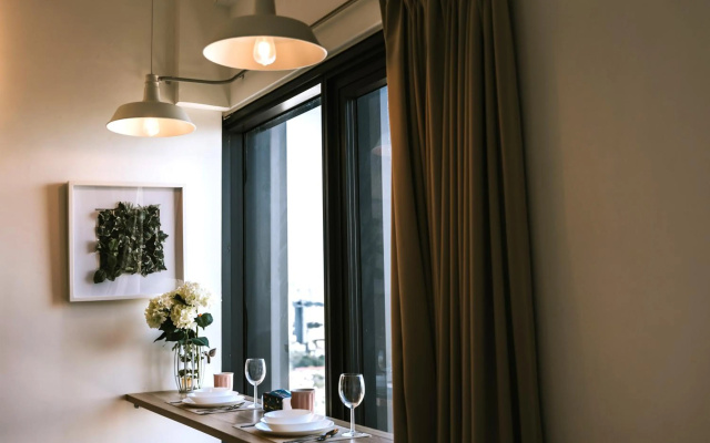 MUJI Studio 2 - Seaview at 218 Tropicana Near Komtar Food Heaven Heritage with Netflix & TV Box – Guest Rooms – George Town