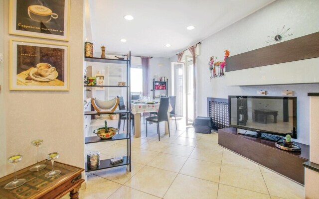 Beautiful Apartment in Bari With 3 Bedrooms and Wifi