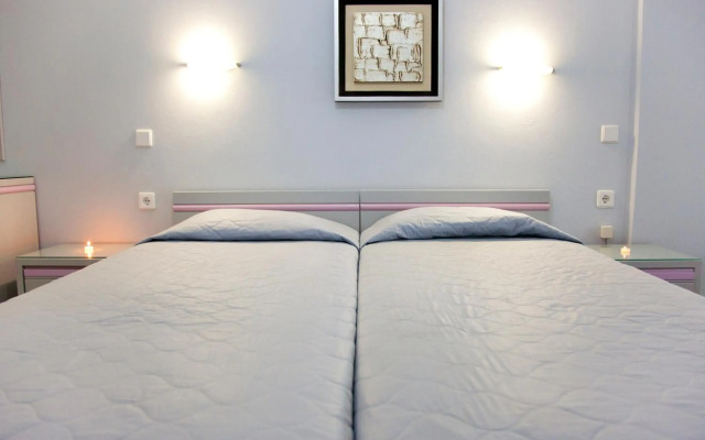 Ermis Suites