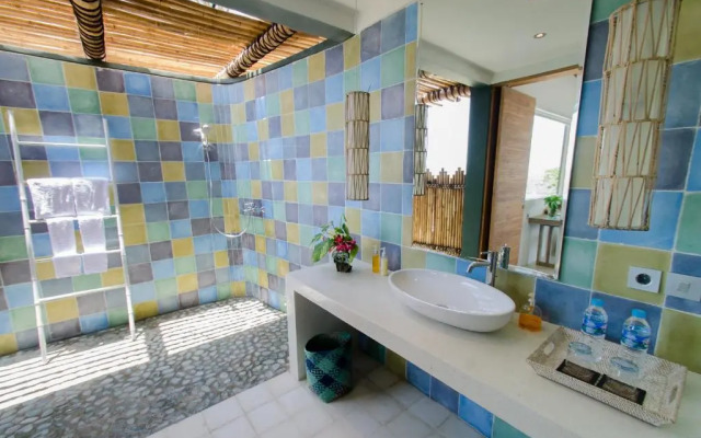 Bayview Gardens Hotel & Viewpoint