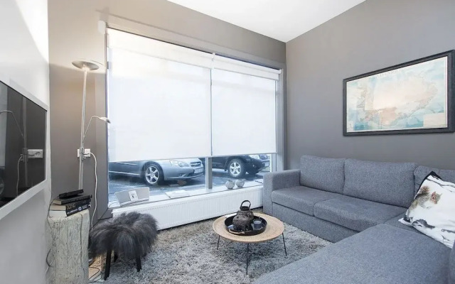 Thomsen Apartments