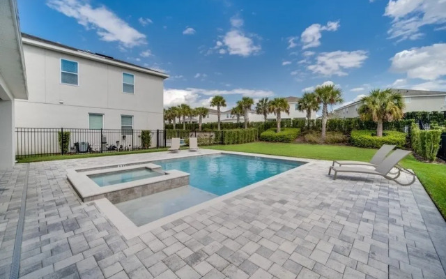 7673fair 5 Bedroom Villa by Redawning