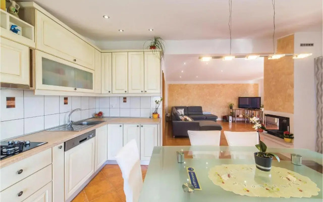 Holiday Apartment Seget Vranjica 02