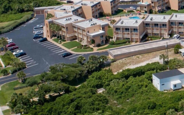 Barefoot Hideaway Family Beachfront Retreat