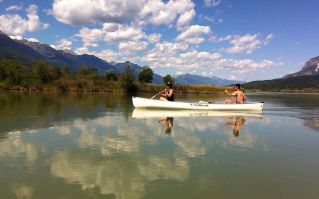 Vagabond Lodge at Kicking Horse Resort