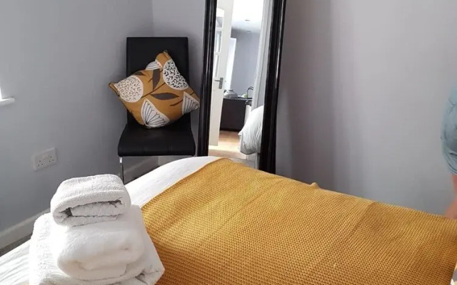 Suitely Berkeley Apartments